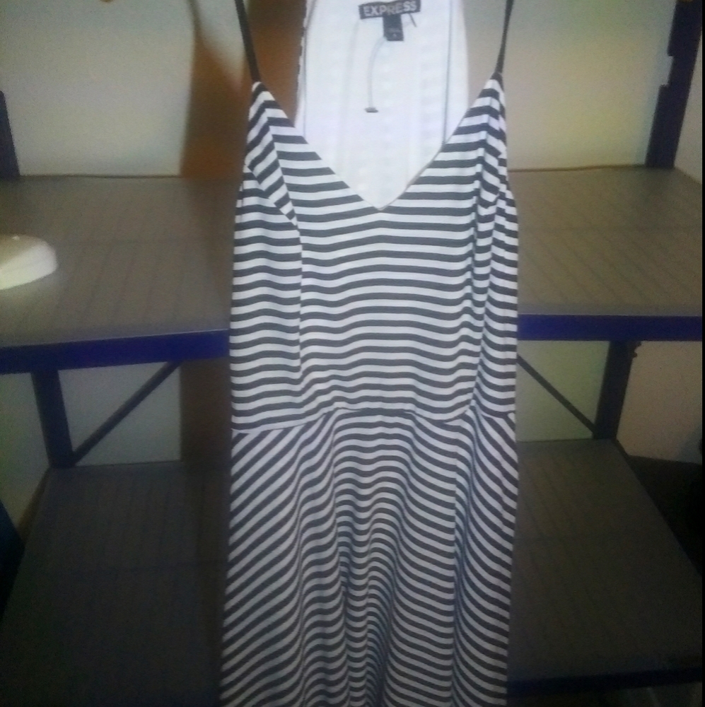 A perfect flowy dress!